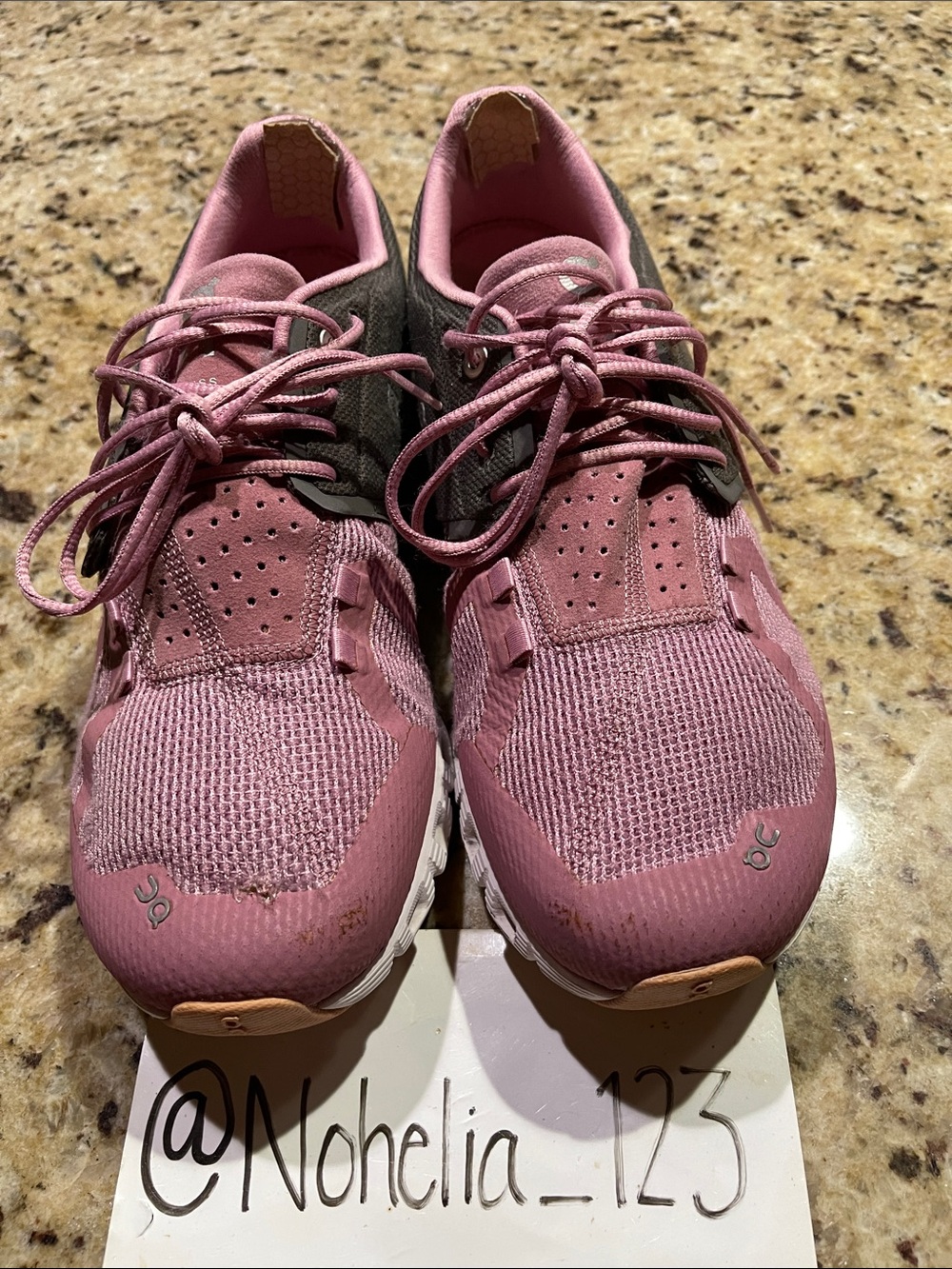 💫On Cloud Running Shoes in Mauve Pink